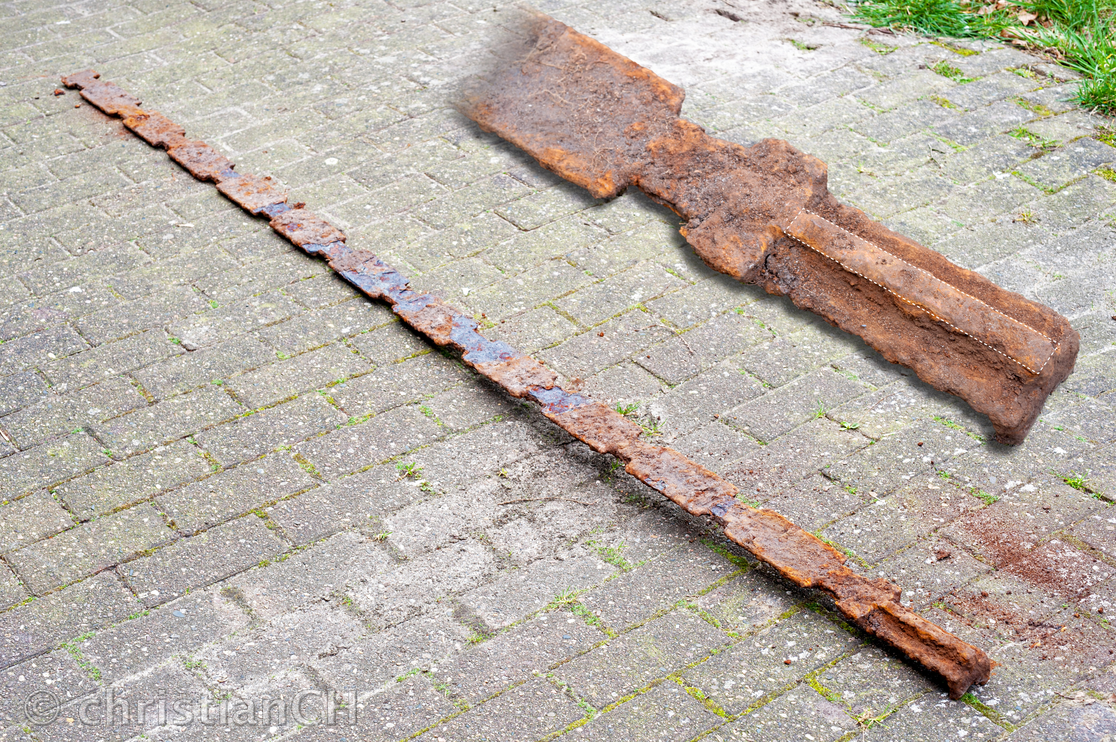 Walter-Rohrschleuder, Abdeckschiene