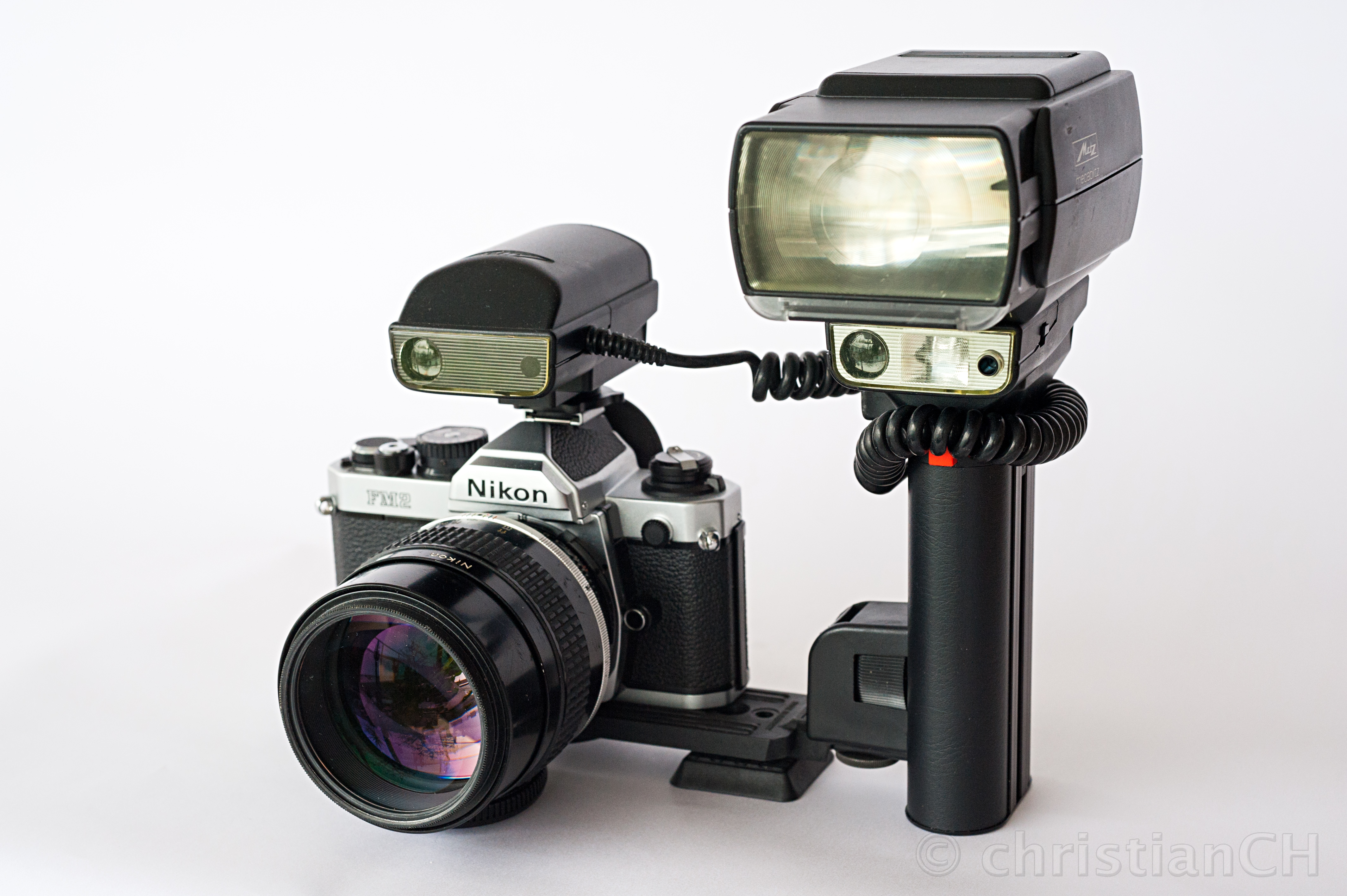 Metz mecablitz Elektronenblitzgerät 40 MZ-3i mit SCA-Adapter.