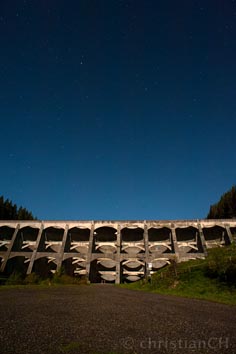 die Mauer bei Vollmond