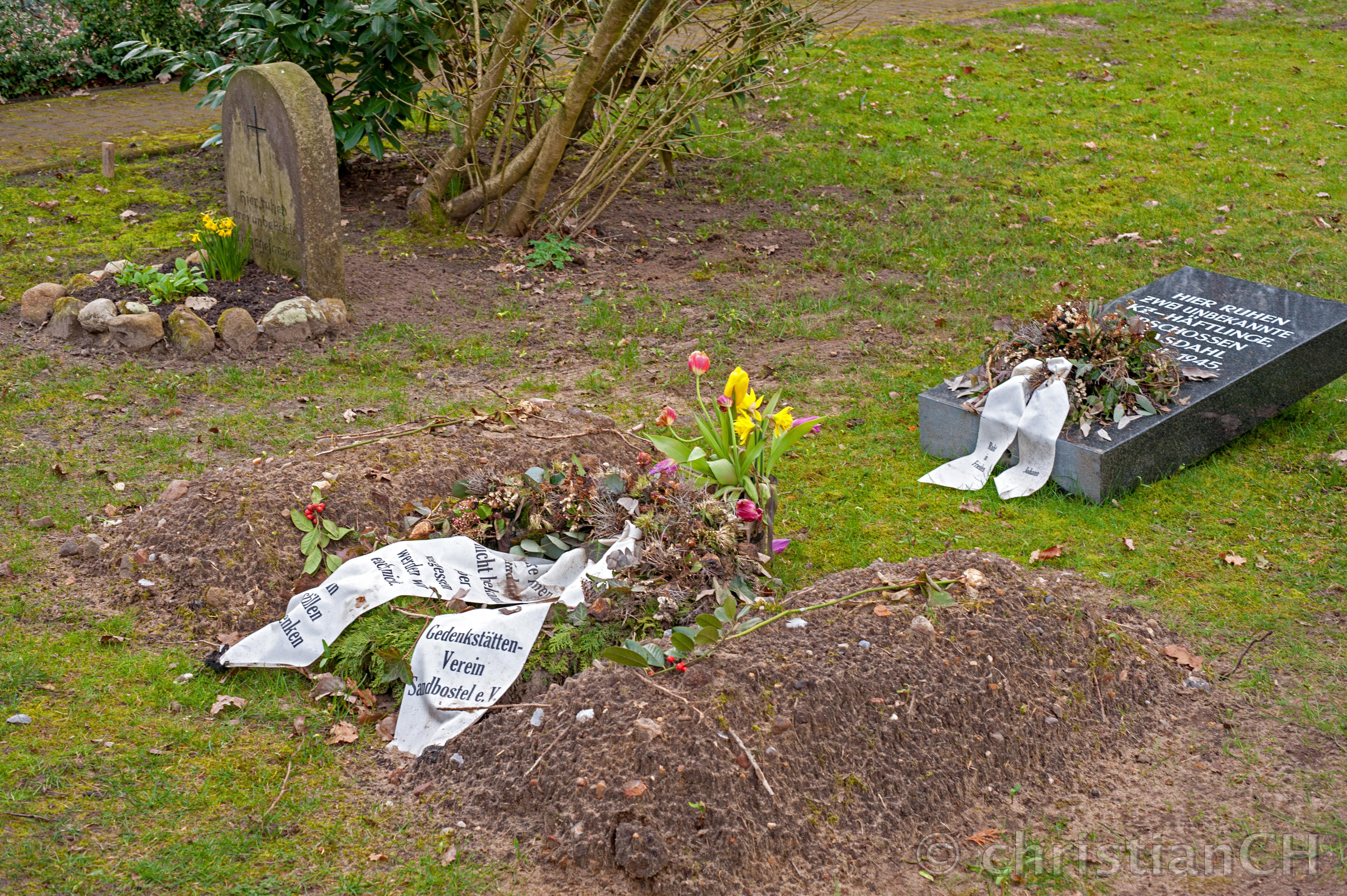 Grablage auf dem Friedhof Volkmarst