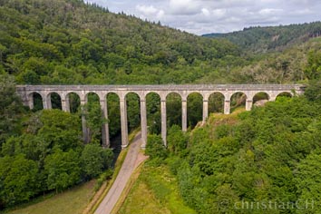 Aqueduc de Montreuillon