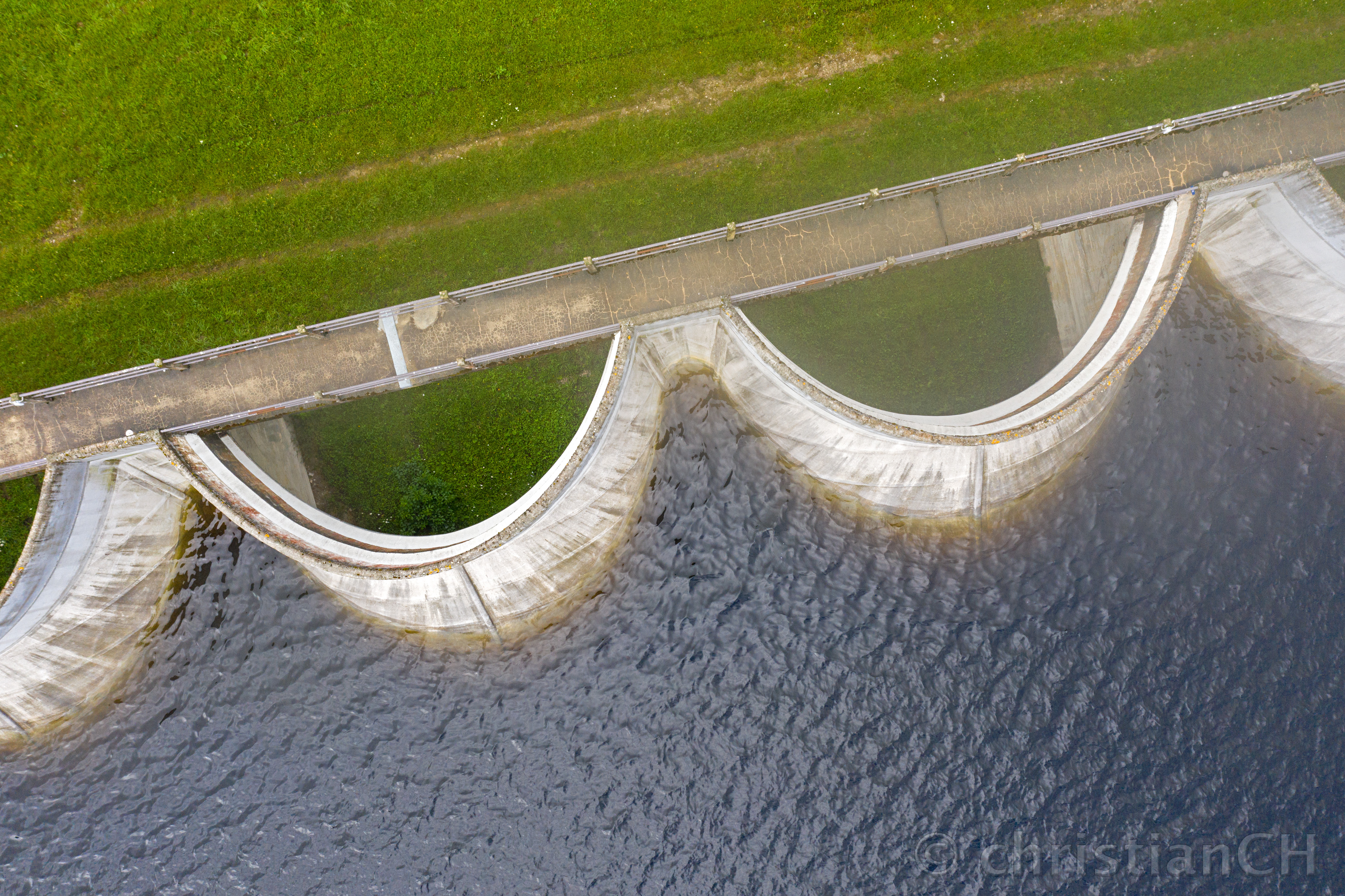 Barrage des Pradeaux